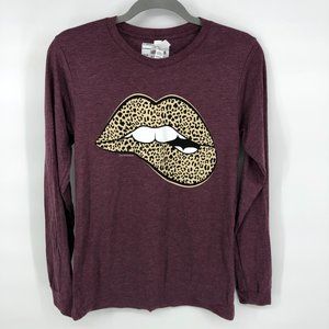 Leopard Kiss Lips Maroon Top Burgundy Small tee